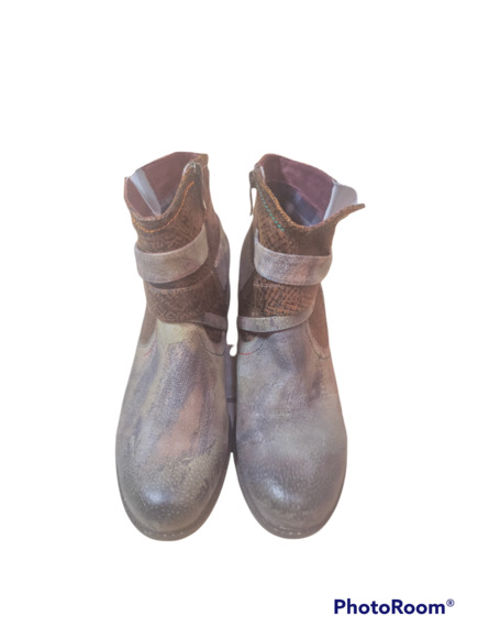 L'artiste Spring Step Shazzam Booties - Picture 2 of 7